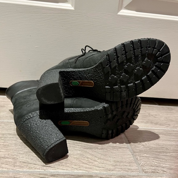 Ladies Black Timberland Heel Boots Size 9 - Picture 6 of 6